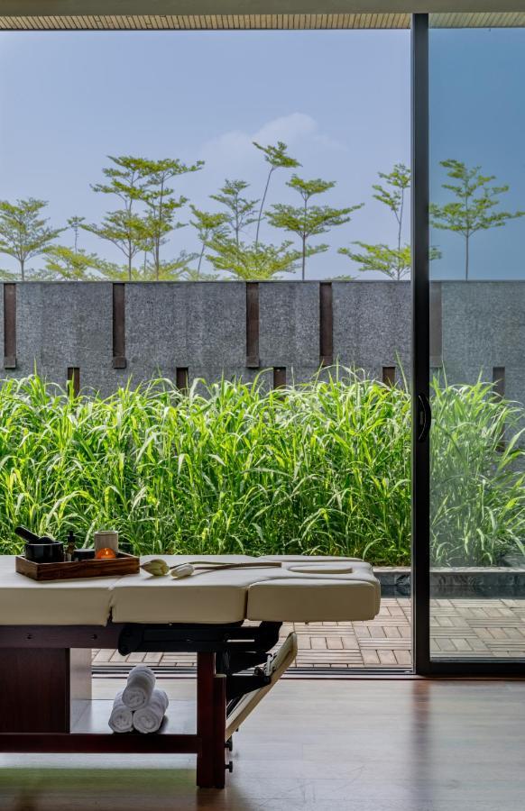 Mysa Zinc Journey By The Fern, Nani Devati Hotell Sānand Eksteriør bilde